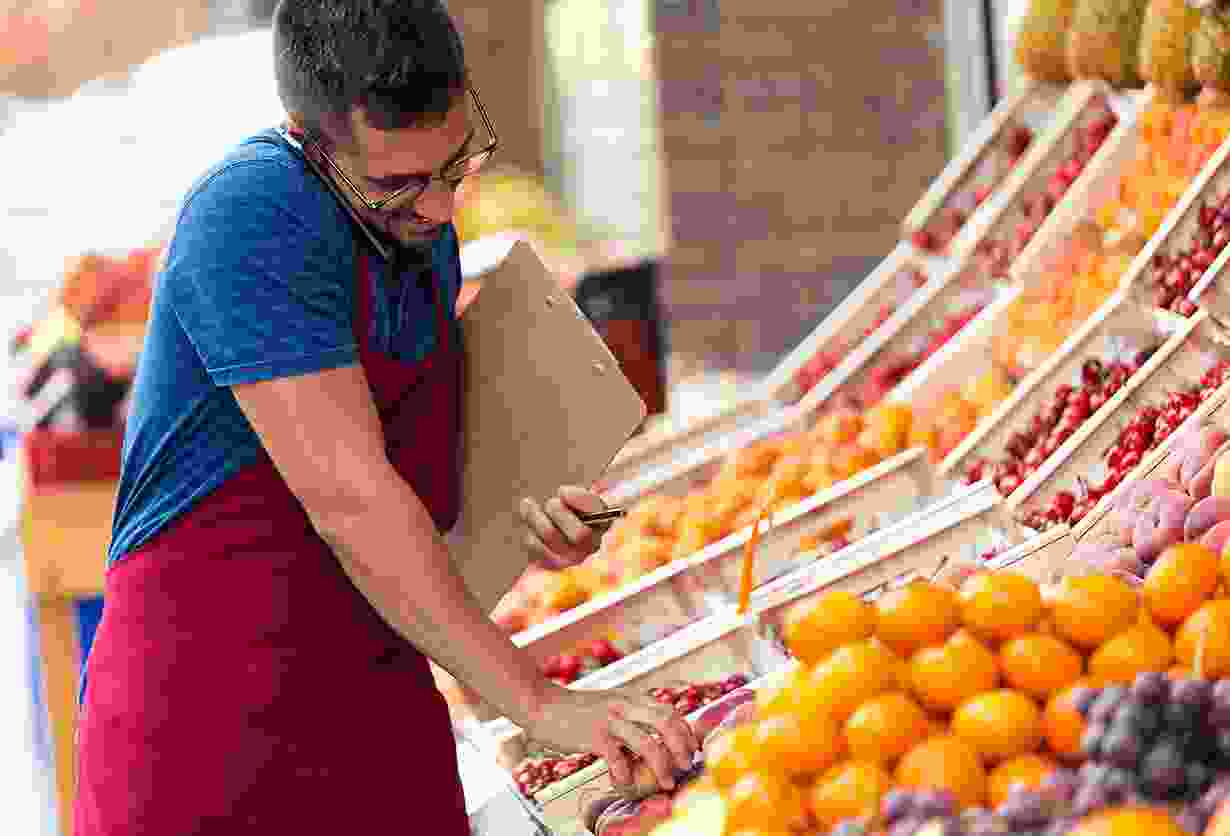 How to arrange items in a supermarket Paragon Wholsale